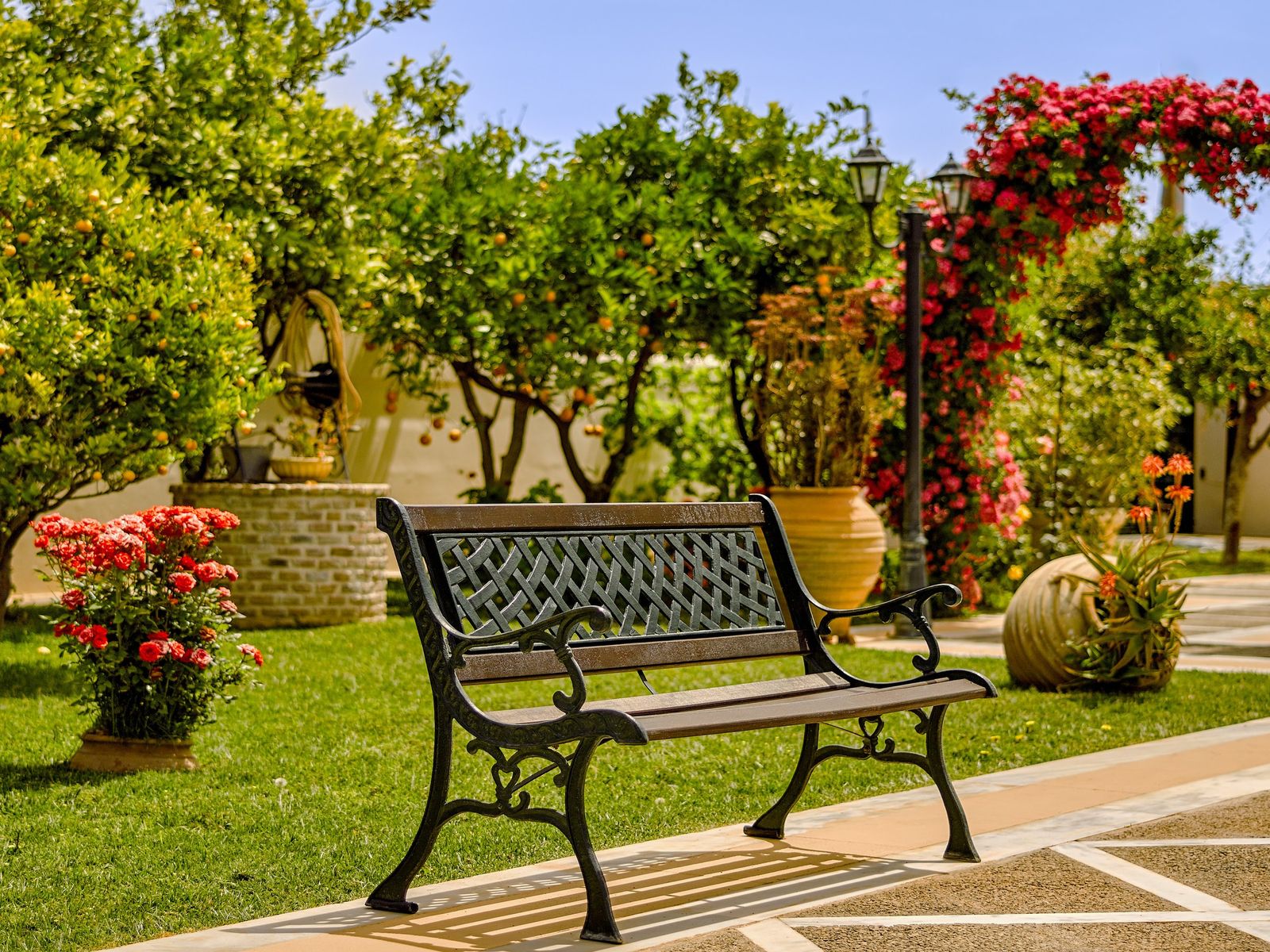 Mediterranean private garden details