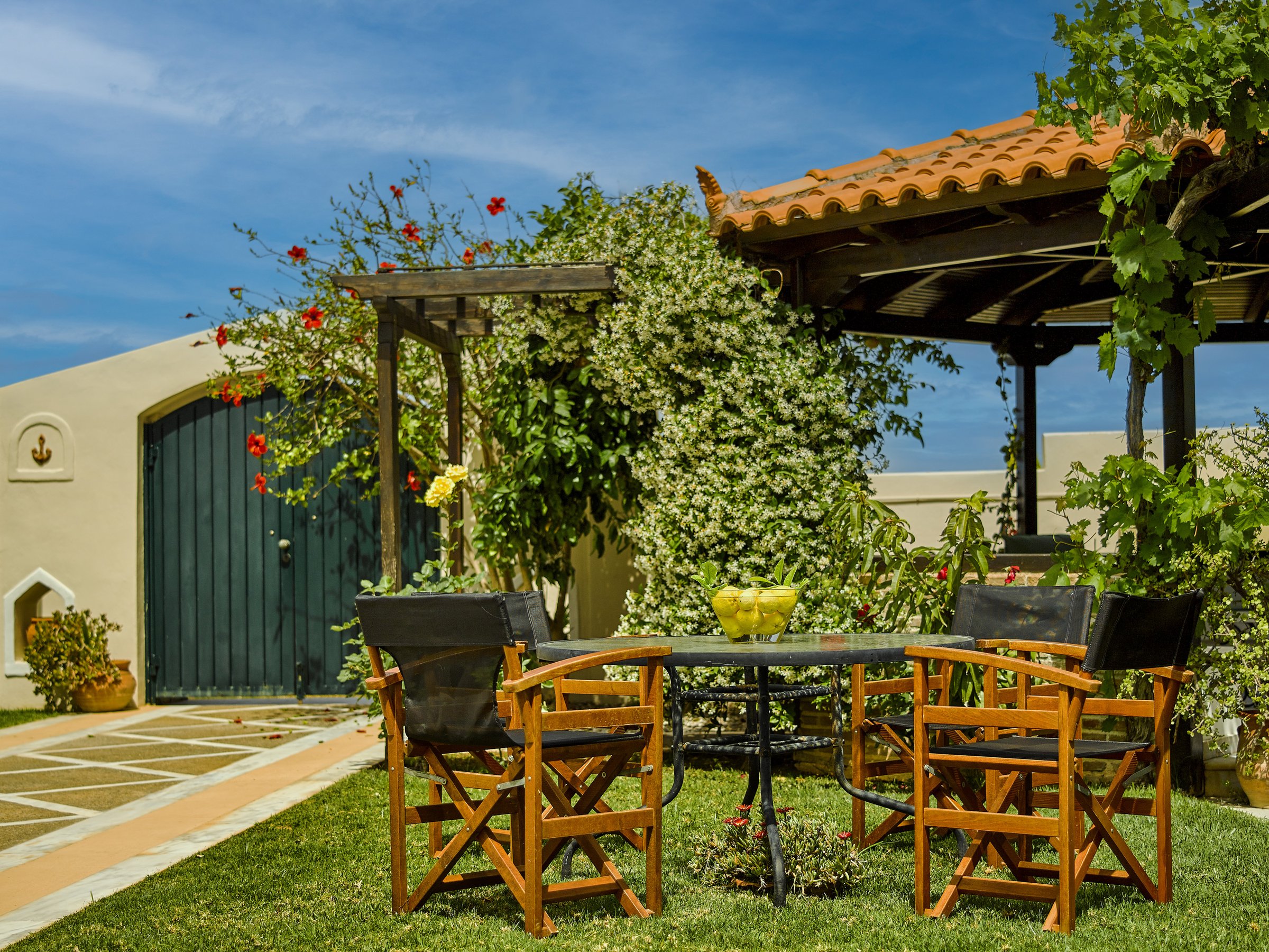 Patio lounge, Renko Royal Villa